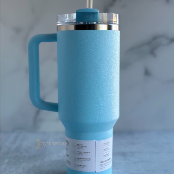 Stanley Powder Blue Crush The Quencher H2.0 Flowstate Tumbler 40 oz - Picture 5 of 7